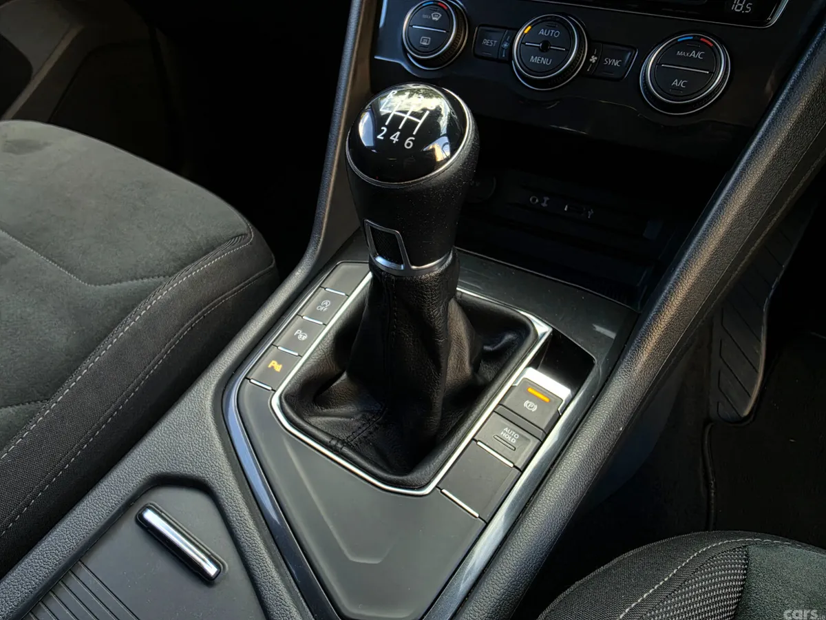 Volkswagen Tiguan SUV, Diesel, 2016, White
