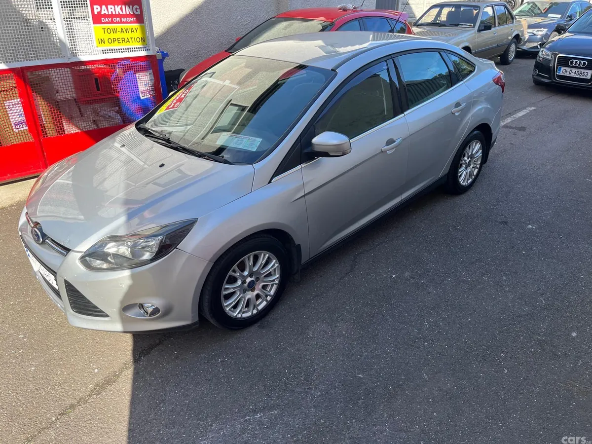Ford Focus Saloon, Diesel, 2014, Silver