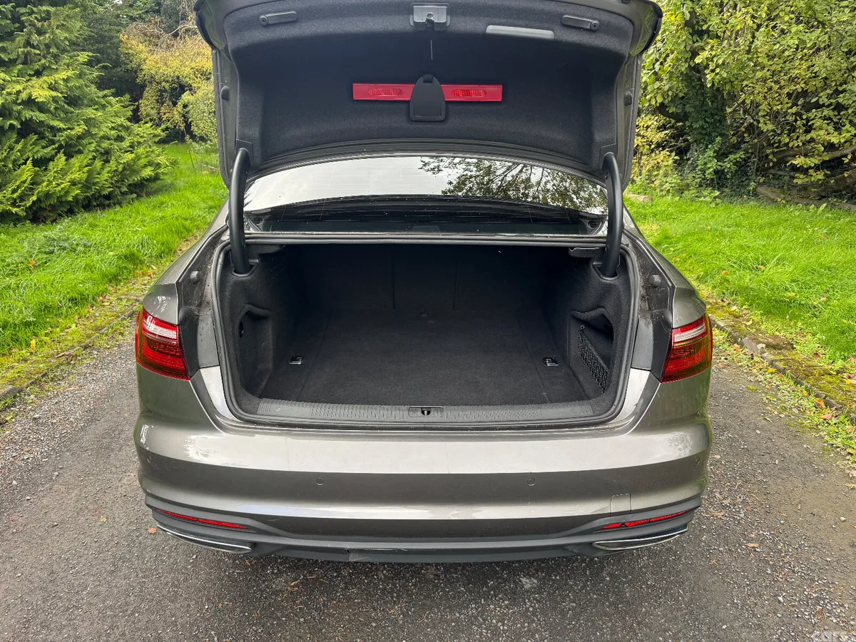 Audi A4 Saloon, Diesel, 2019, Grey