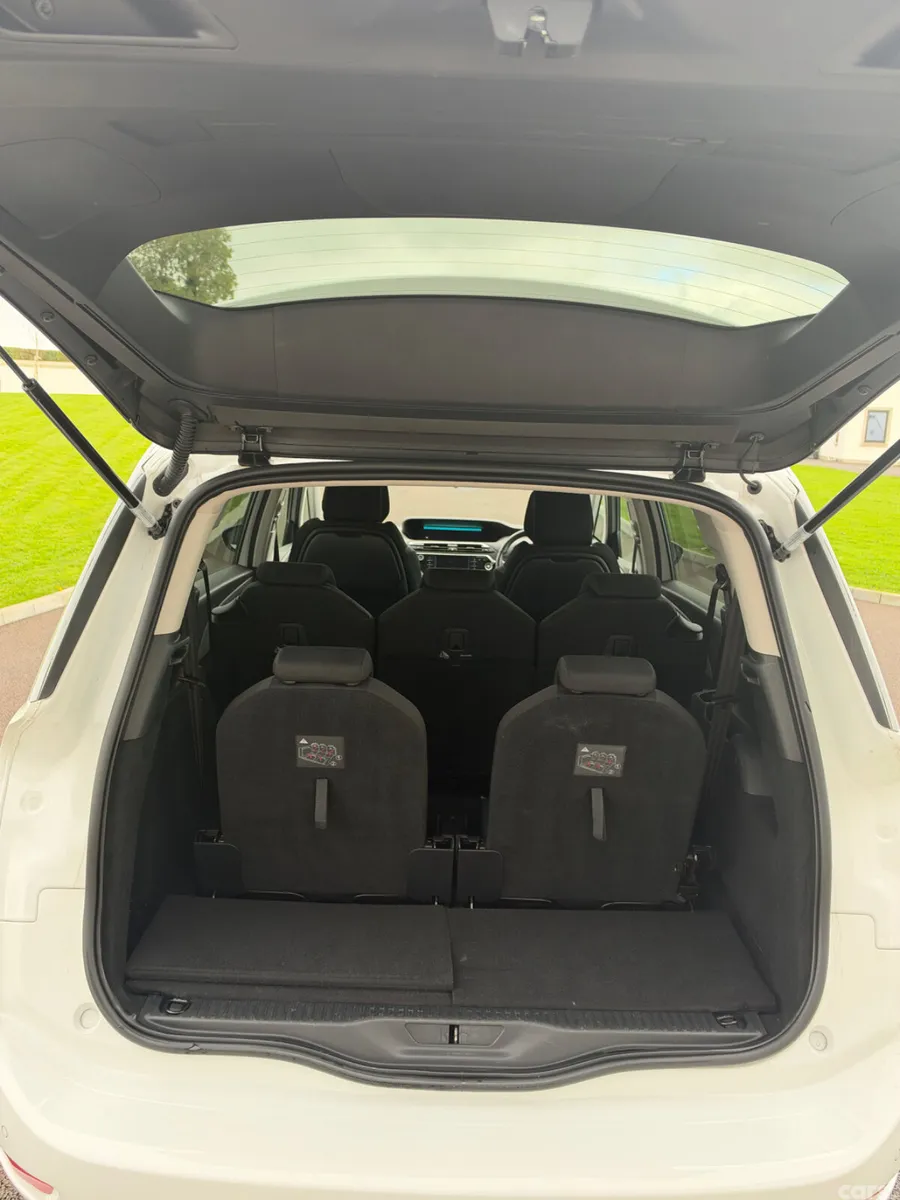 Citroen Grand C4 Picasso Hatchback, Diesel, 2018, White
