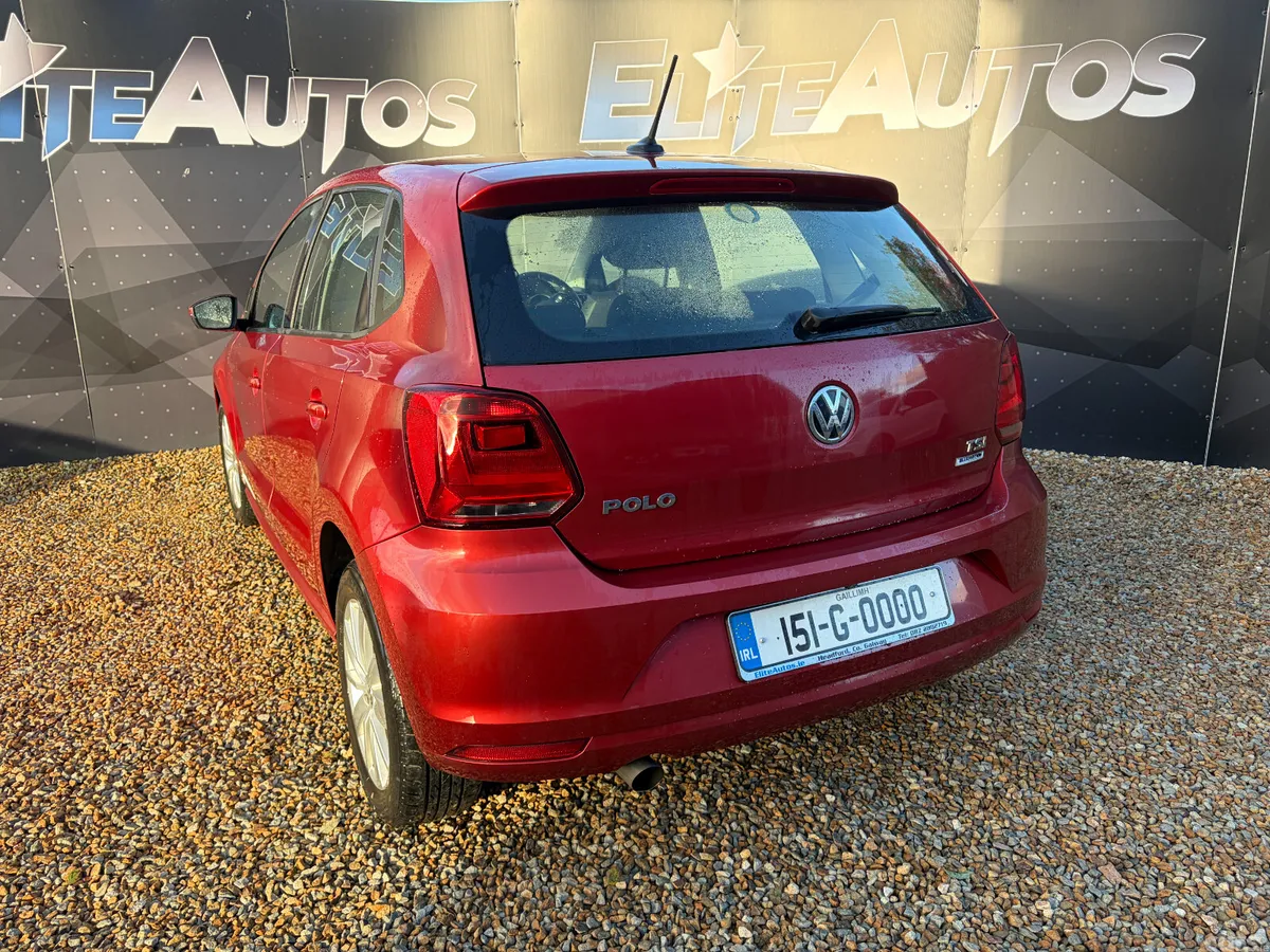 Volkswagen Polo Hatchback, Petrol, 2015, Red