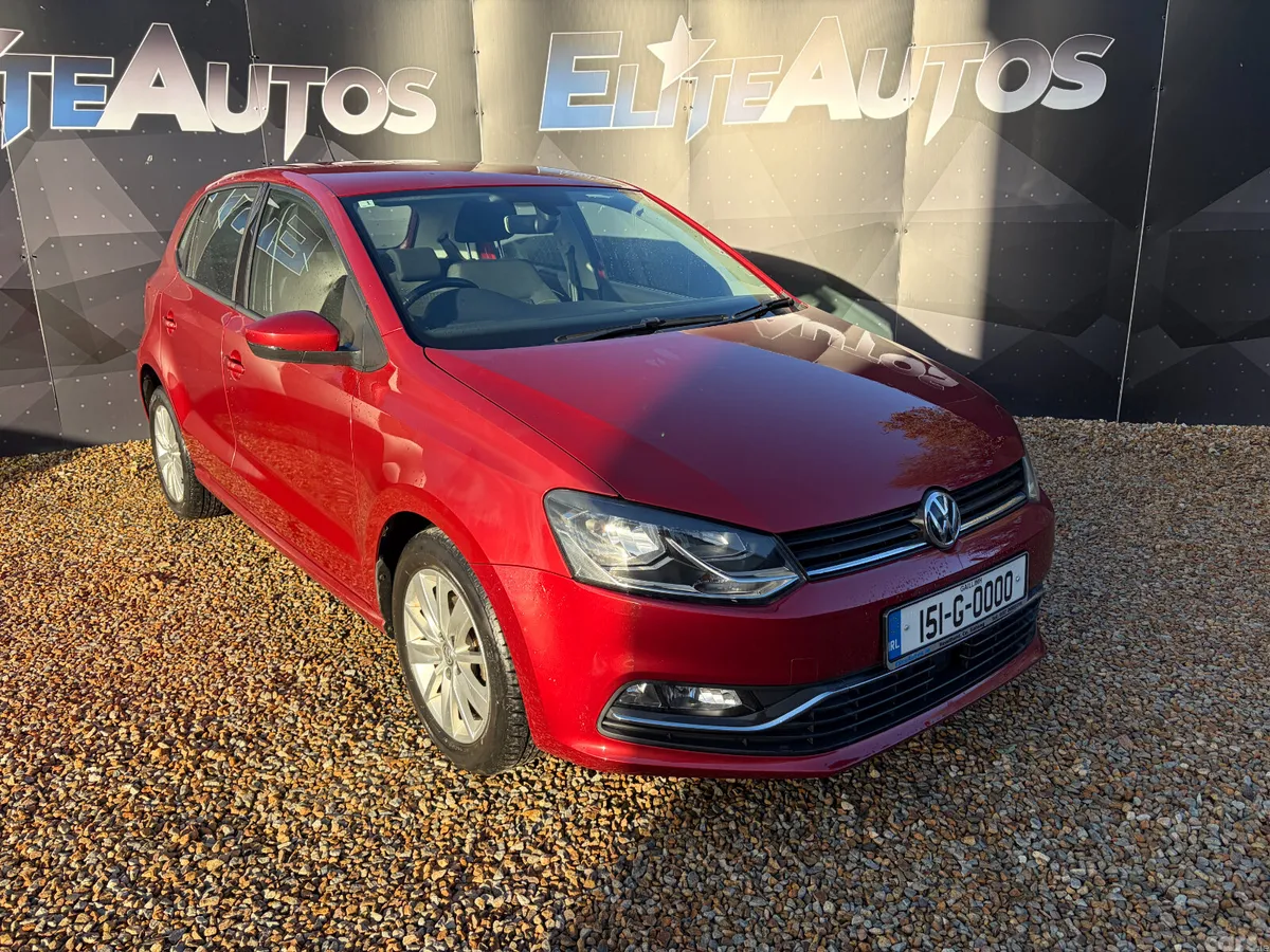 Volkswagen Polo Hatchback, Petrol, 2015, Red
