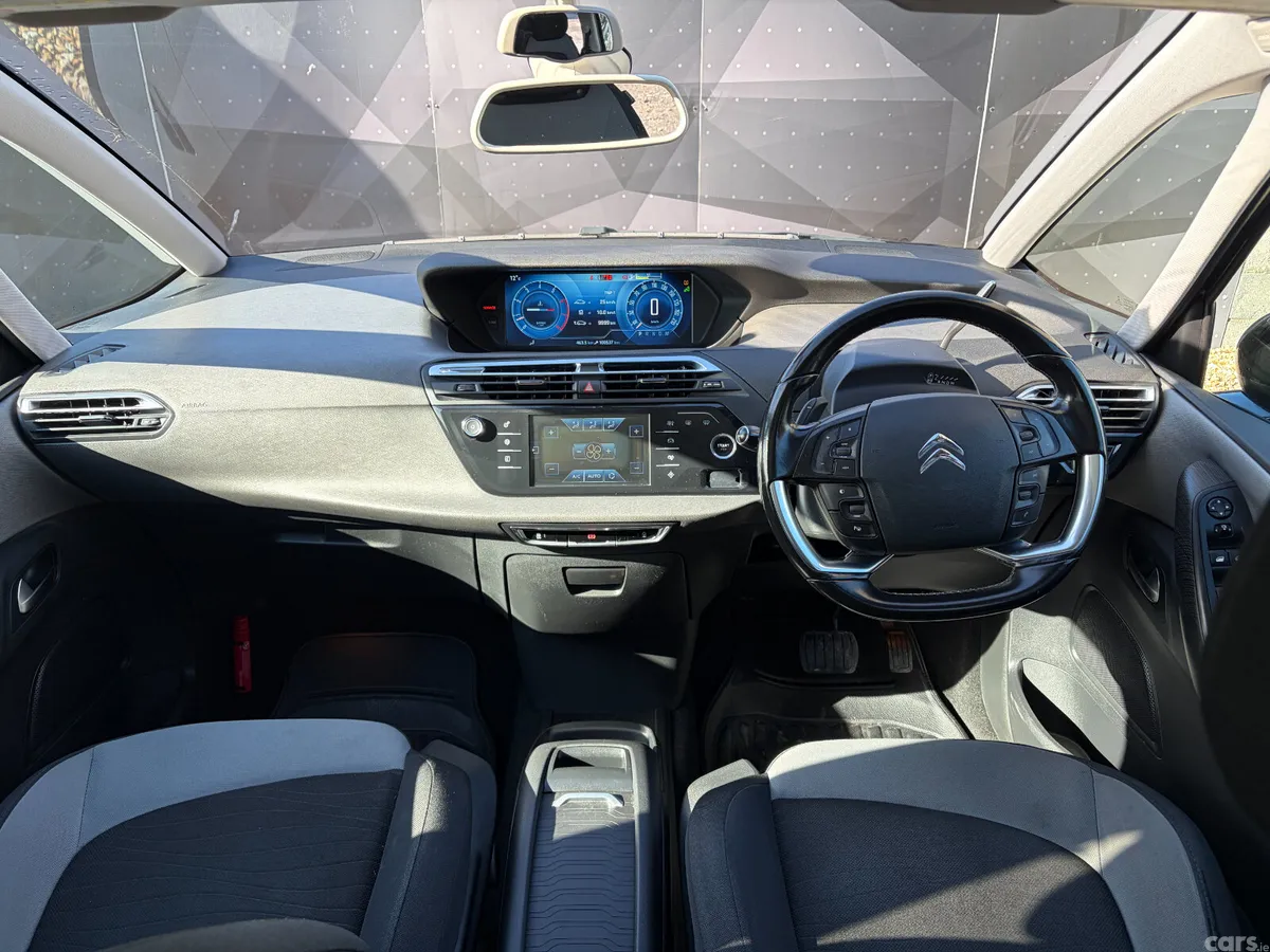 Citroen Grand C4 Picasso Hatchback, Petrol, 2016, Black