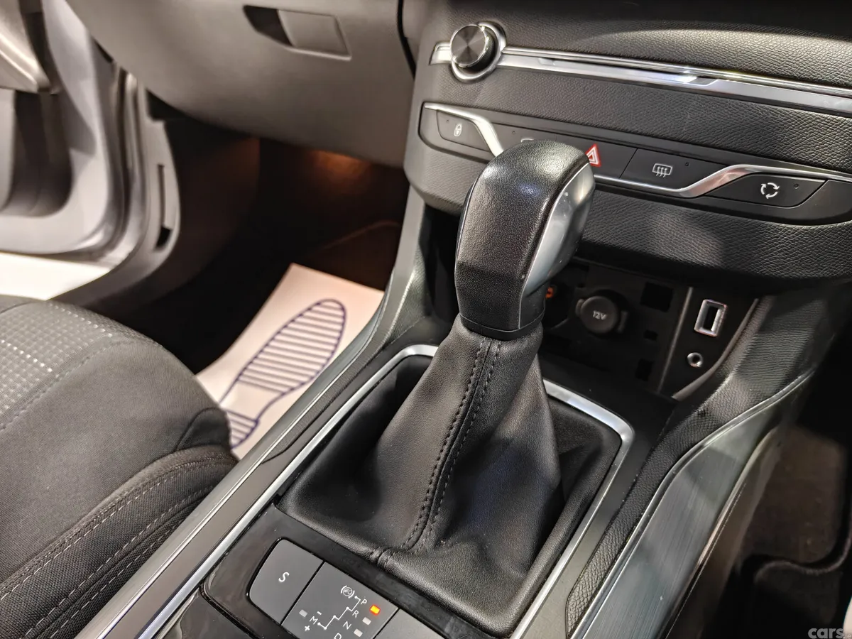 Peugeot 308 Estate, Diesel, 2016, Grey