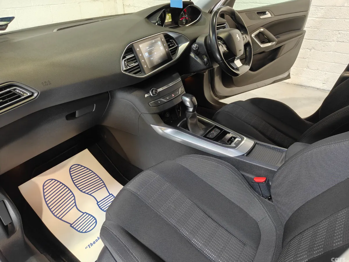 Peugeot 308 Estate, Diesel, 2016, Grey