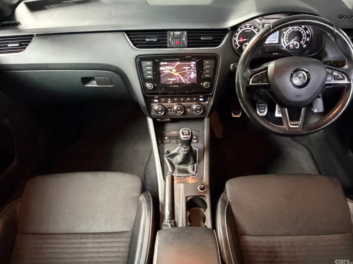 Skoda Octavia Hatchback, Diesel, 2014, Blue