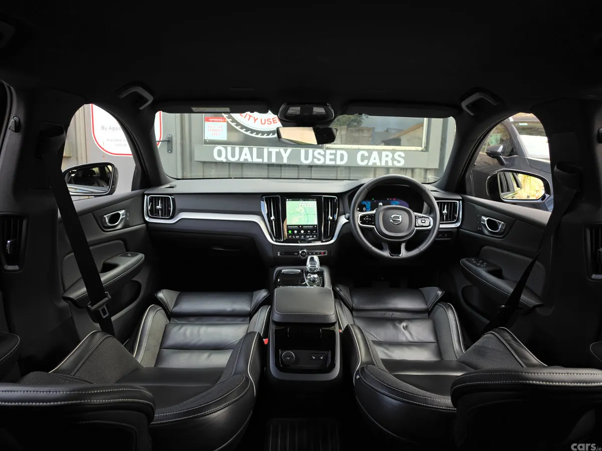 Volvo V60 Estate, Petrol Hybrid, 2022, Black