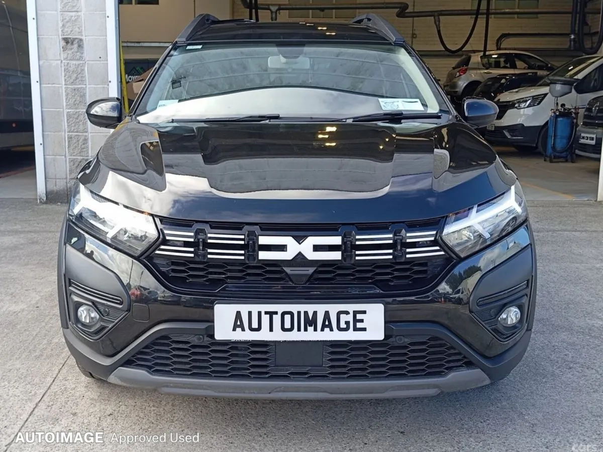 Dacia Jogger MPV, Petrol, 2023, Black