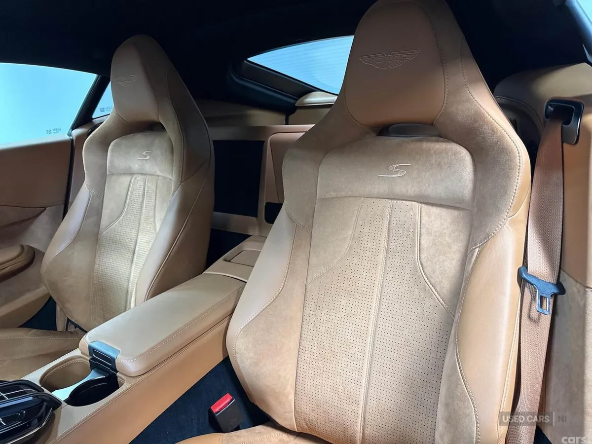 Aston Martin Vantage , Petrol, 2026, Green
