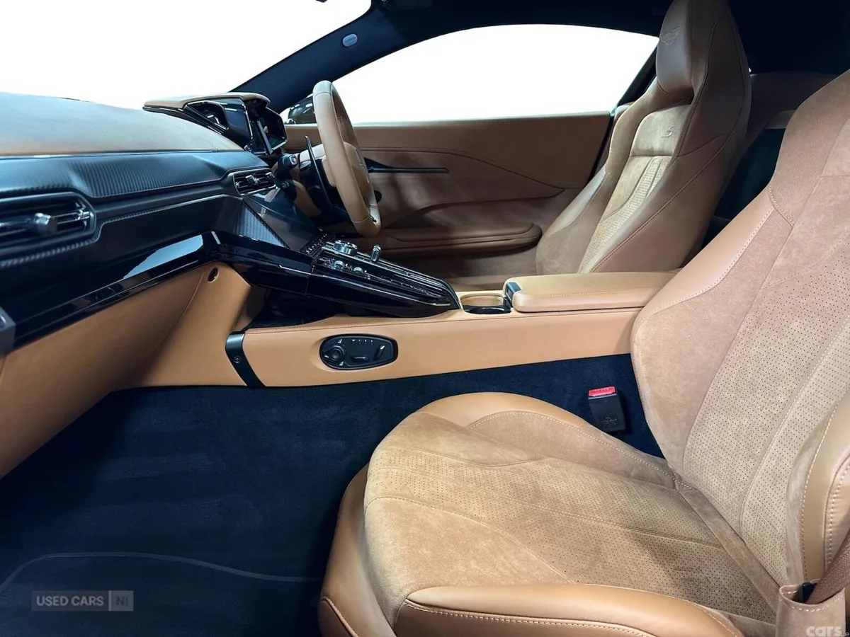 Aston Martin Vantage , Petrol, 2026, Green