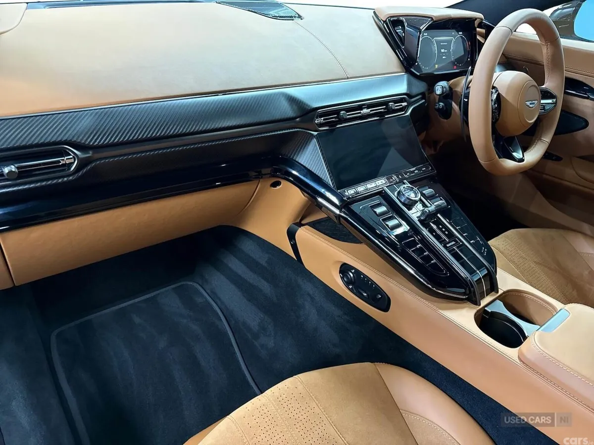 Aston Martin Vantage , Petrol, 2026, Green