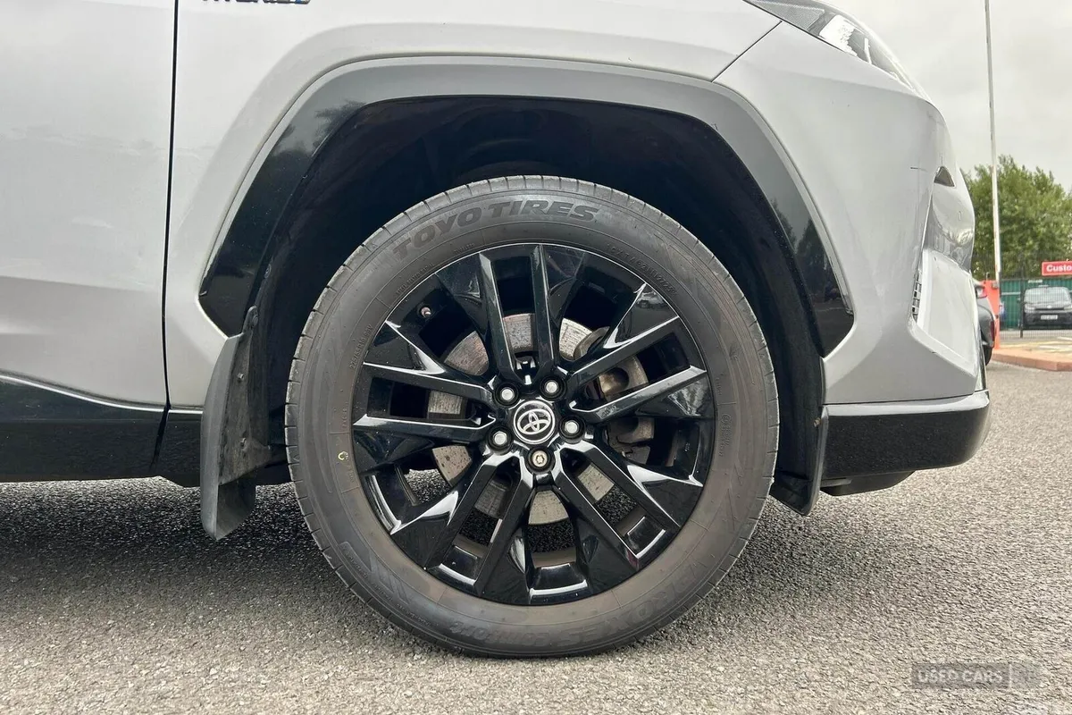 Toyota RAV4 SUV, Petrol Hybrid, 2020, Silver