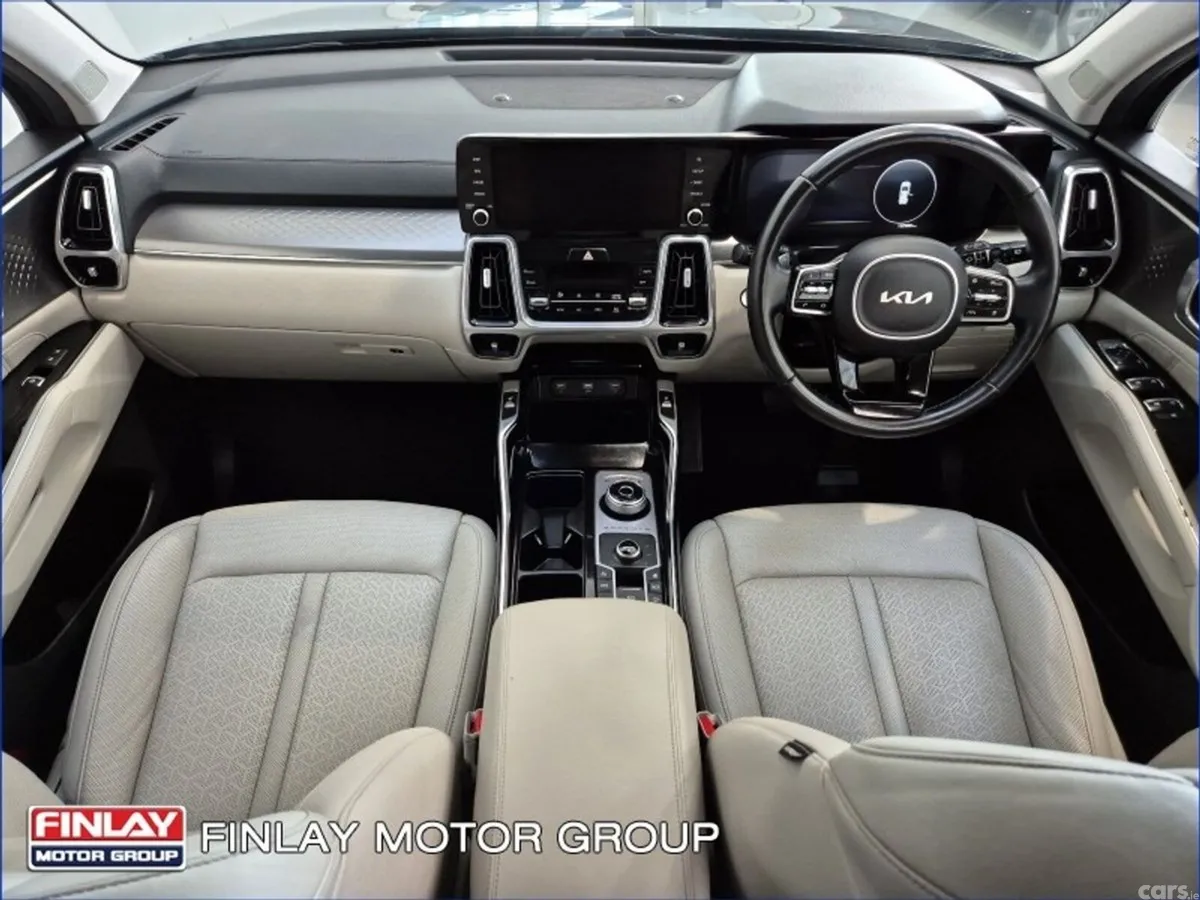 Kia Sorento SUV, Petrol Plug-in Hybrid, 2022, Black