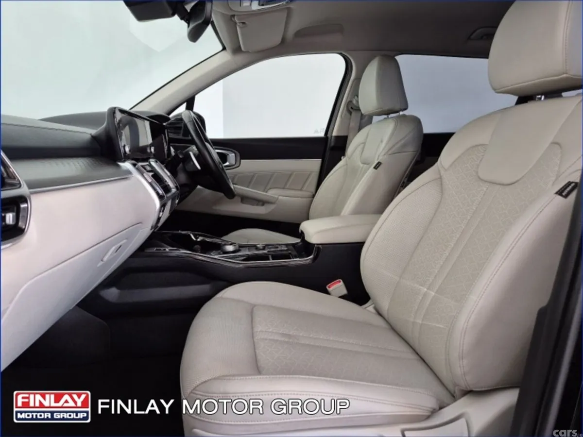 Kia Sorento SUV, Petrol Plug-in Hybrid, 2022, Black