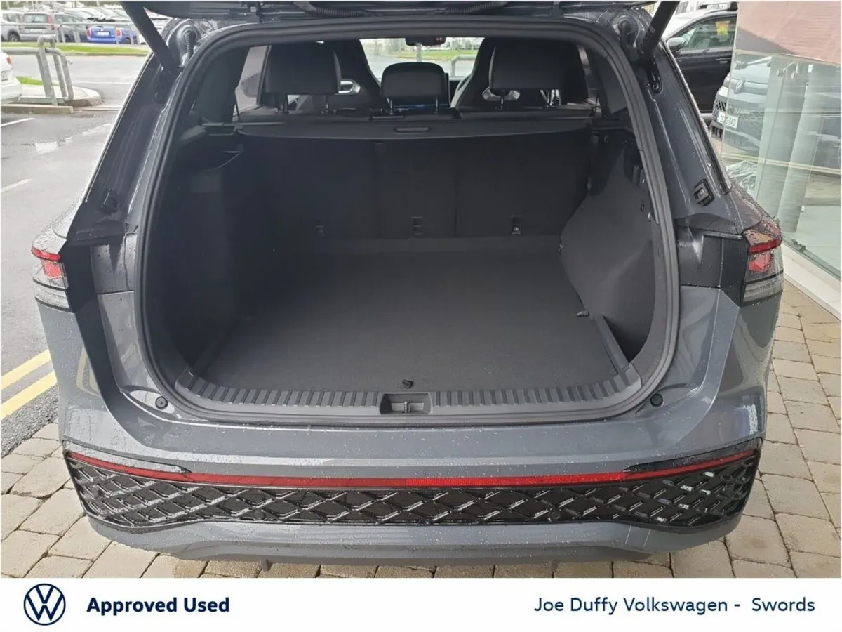 Volkswagen Tiguan SUV, Petrol Plug-in Hybrid, 2026, Grey