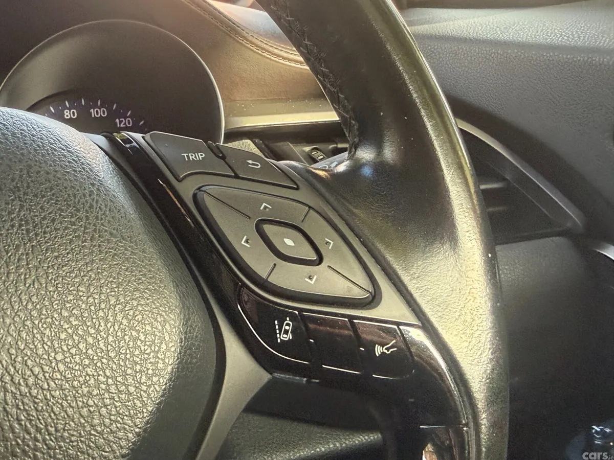 Toyota C-HR MPV, Petrol Hybrid, 2017, Black
