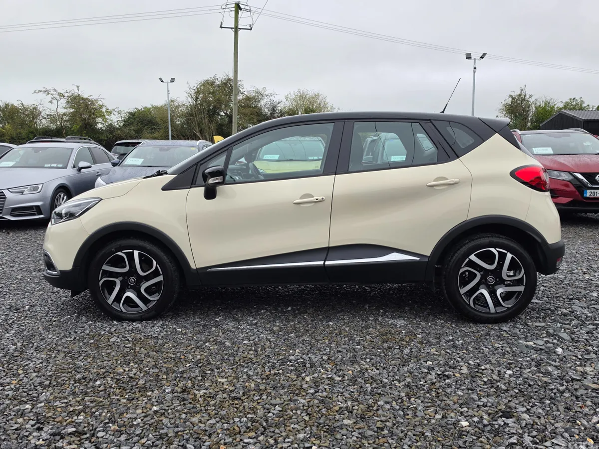 Renault Captur Hatchback, Diesel, 2016, White