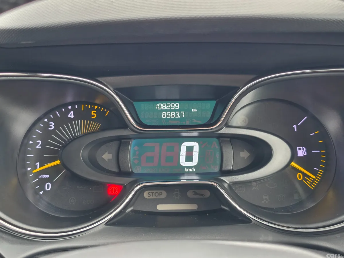 Renault Captur Hatchback, Diesel, 2016, White