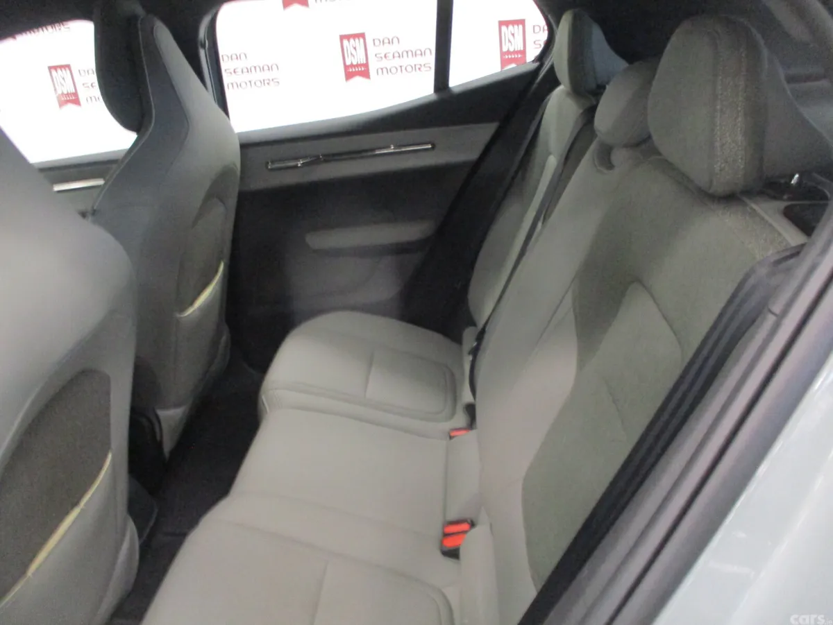 Volvo EX30 Estate/Jeep, Electric, 2024, Grey