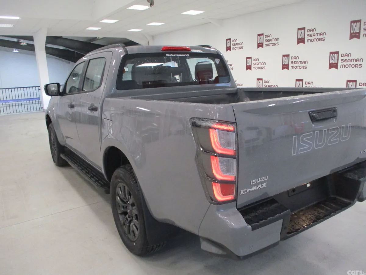 Isuzu D-Max Pick Up, Diesel, 2027, Grey