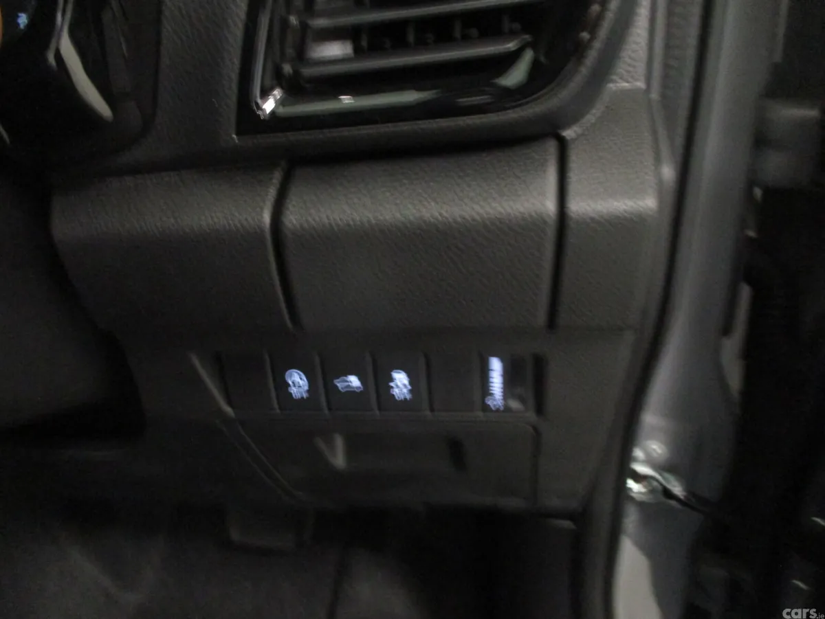 Isuzu D-Max Pick Up, Diesel, 2027, Grey