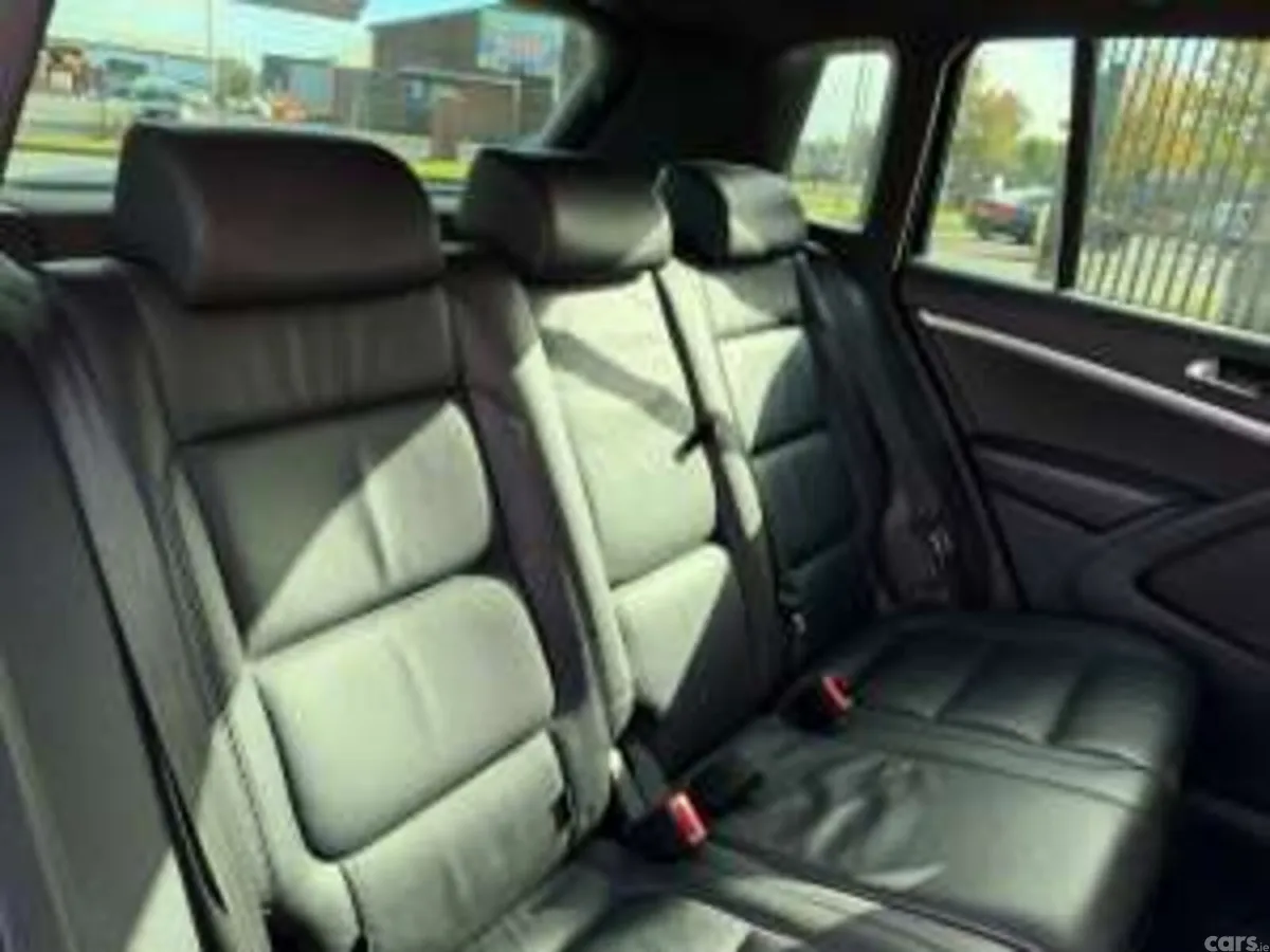 Volkswagen Tiguan SUV, Diesel, 2016, Black
