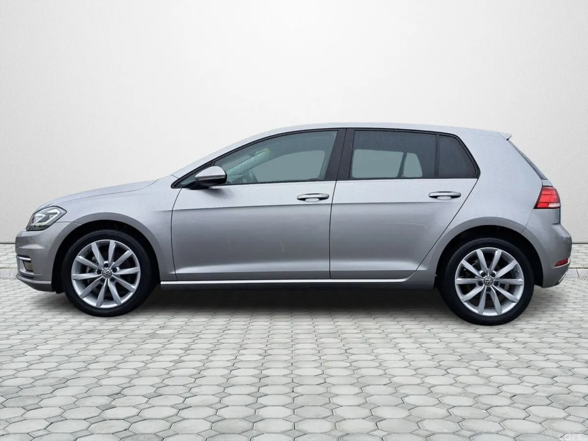 Volkswagen Golf Hatchback, Petrol, 2019, Silver