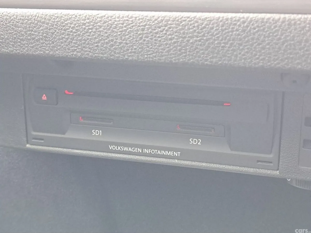 Volkswagen Golf Hatchback, Petrol, 2019, Silver
