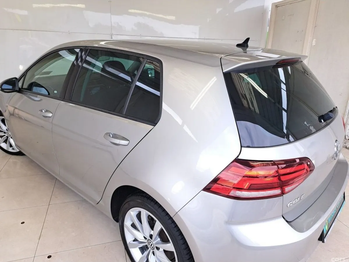 Volkswagen Golf Hatchback, Petrol, 2019, Silver