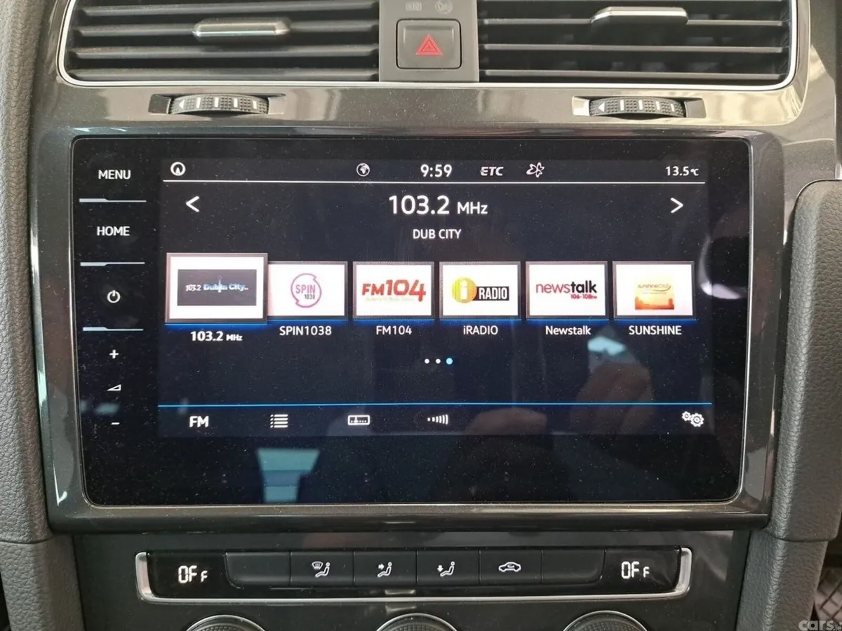 Volkswagen Golf Hatchback, Petrol, 2019, Silver