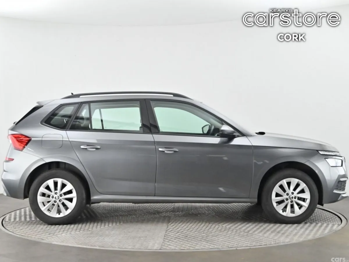 Skoda Kamiq Hatchback, Petrol, 2024, Grey