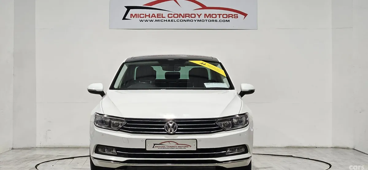 Volkswagen Passat Saloon, Diesel, 2017, White