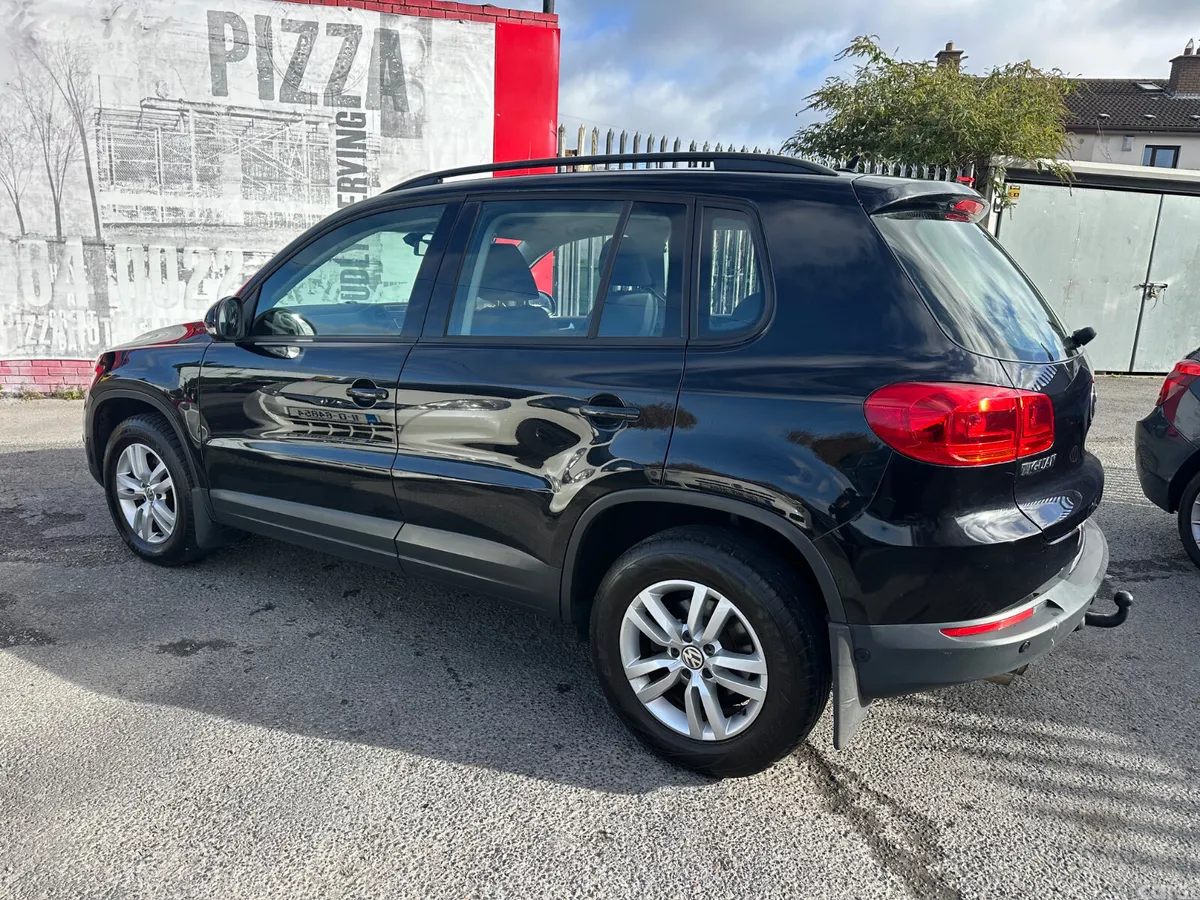 Volkswagen Tiguan SUV, Diesel, 2013, Black