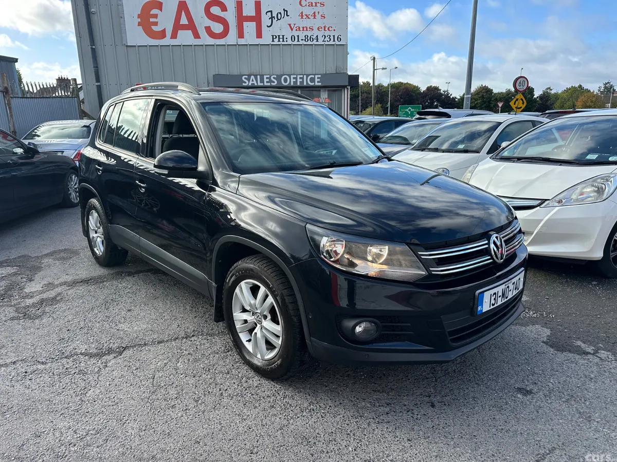 Volkswagen Tiguan SUV, Diesel, 2013, Black