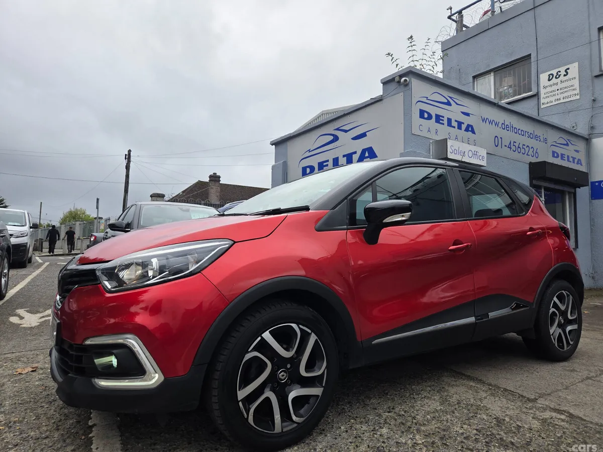 Renault Captur Hatchback, Petrol, 2018, Red