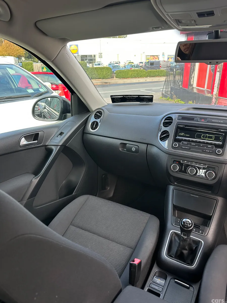 Volkswagen Tiguan SUV, Diesel, 2013, Black