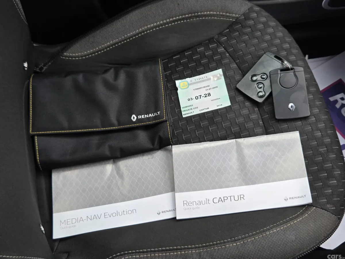Renault Captur Hatchback, Petrol, 2018, Red