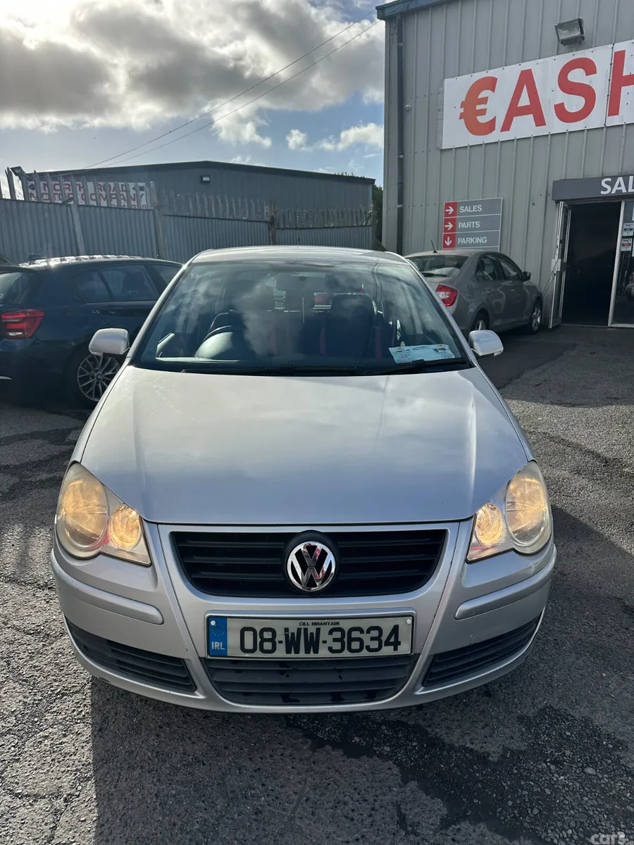 Volkswagen Polo Hatchback, Petrol, 2008, Silver