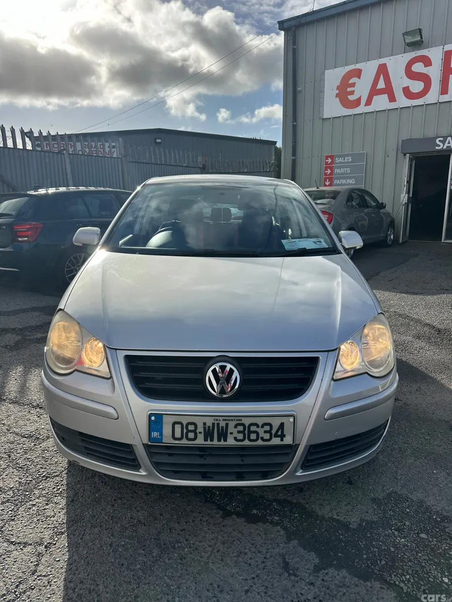 Volkswagen Polo Hatchback, Petrol, 2008, Silver