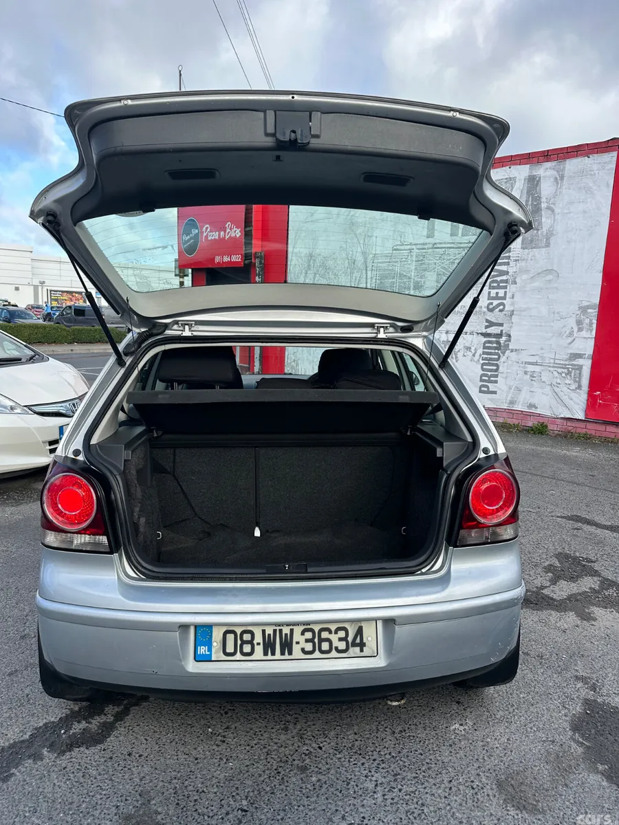 Volkswagen Polo Hatchback, Petrol, 2008, Silver