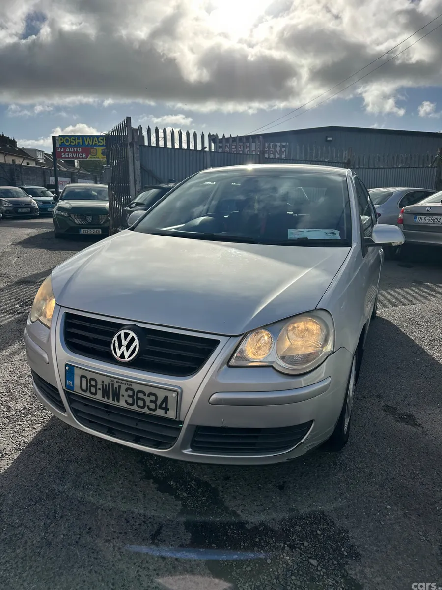 Volkswagen Polo Hatchback, Petrol, 2008, Silver