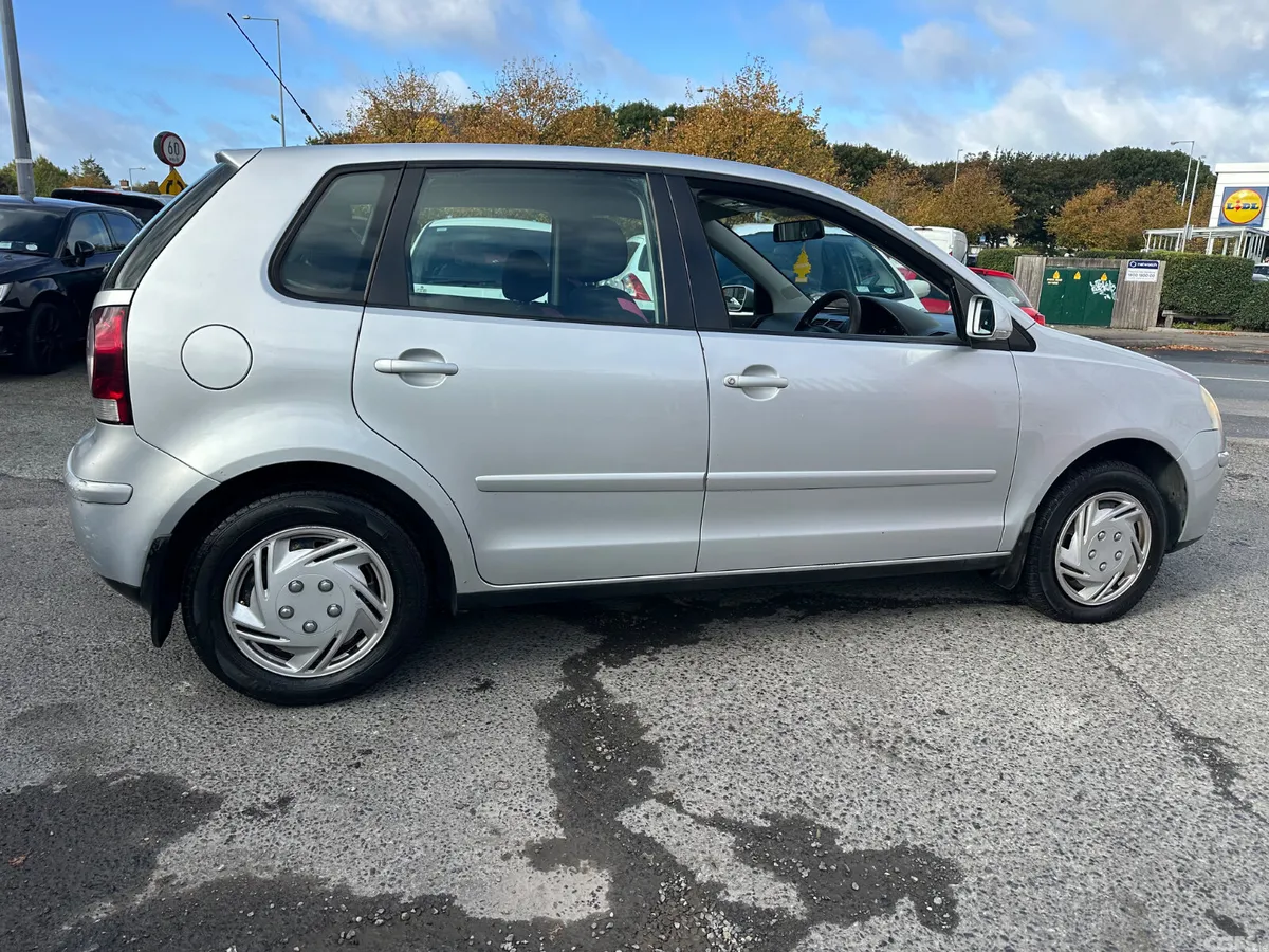 Volkswagen Polo Hatchback, Petrol, 2008, Silver