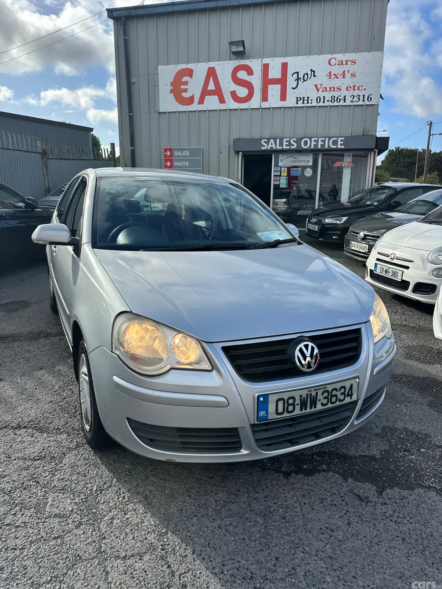 Volkswagen Polo Hatchback, Petrol, 2008, Silver