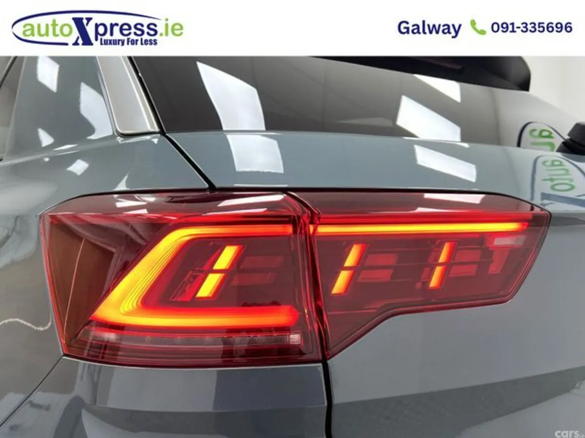 Volkswagen T-Roc SUV, Diesel, 2023, Green