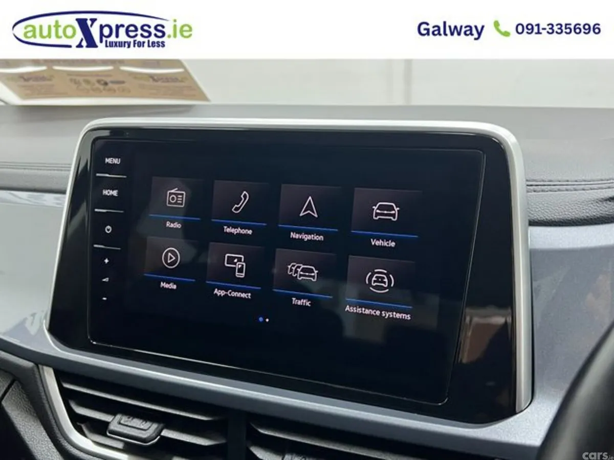 Volkswagen T-Roc SUV, Diesel, 2023, Green