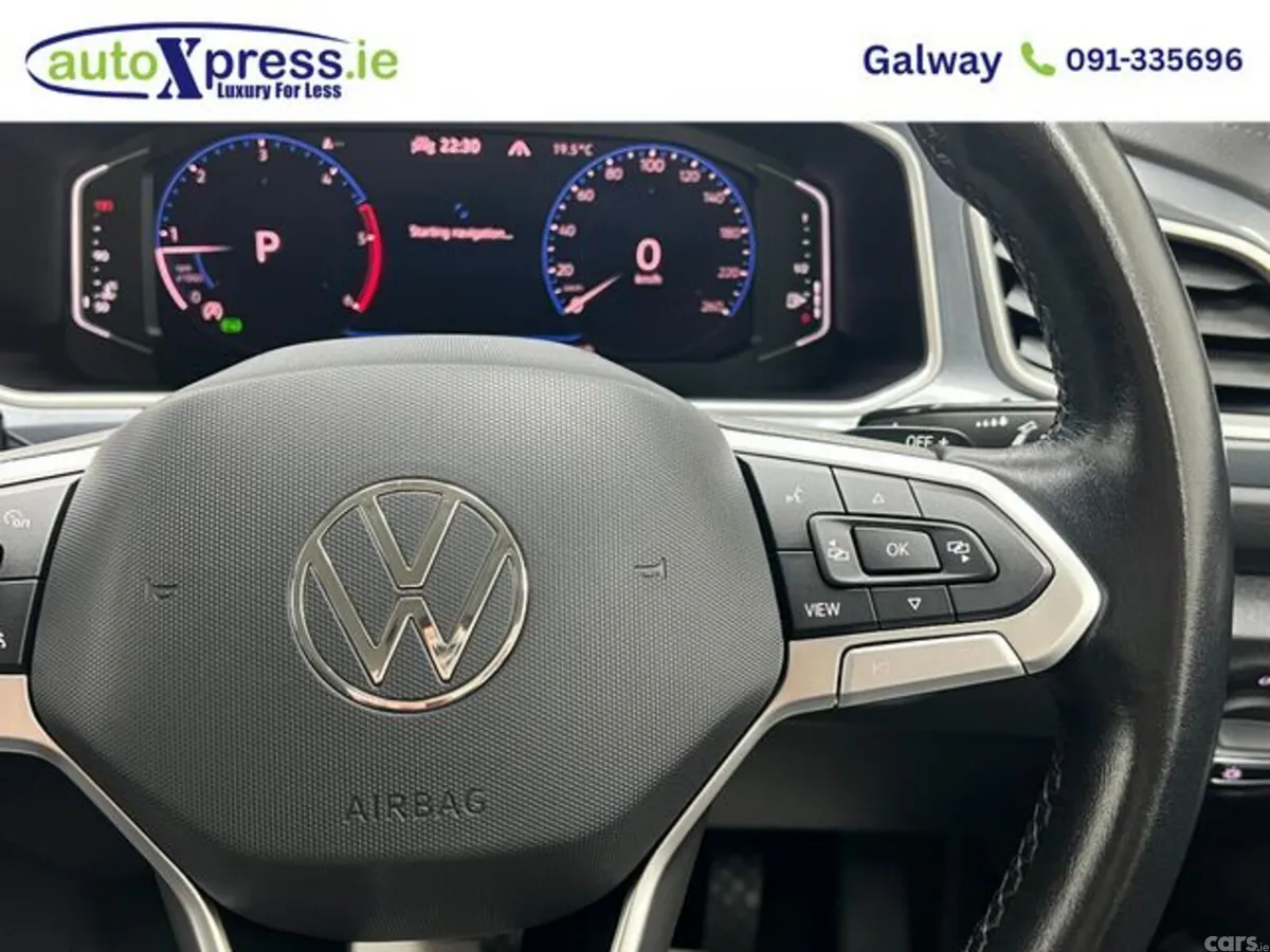 Volkswagen T-Roc SUV, Diesel, 2023, Green
