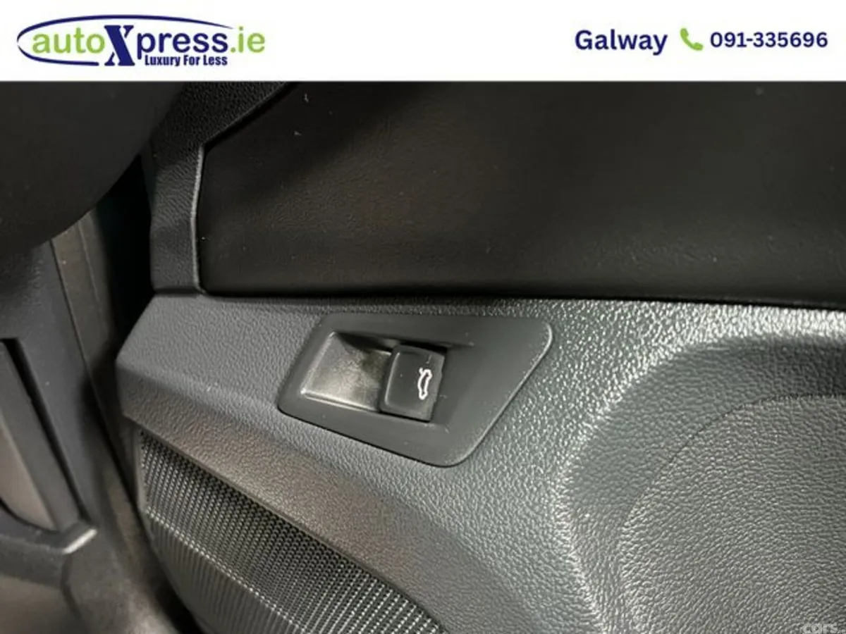Volkswagen T-Roc SUV, Diesel, 2023, Green