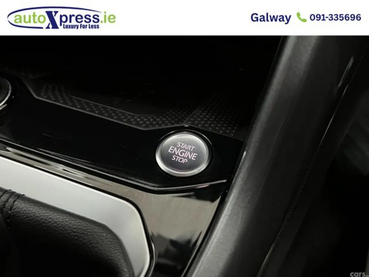 Volkswagen T-Roc SUV, Diesel, 2023, Green