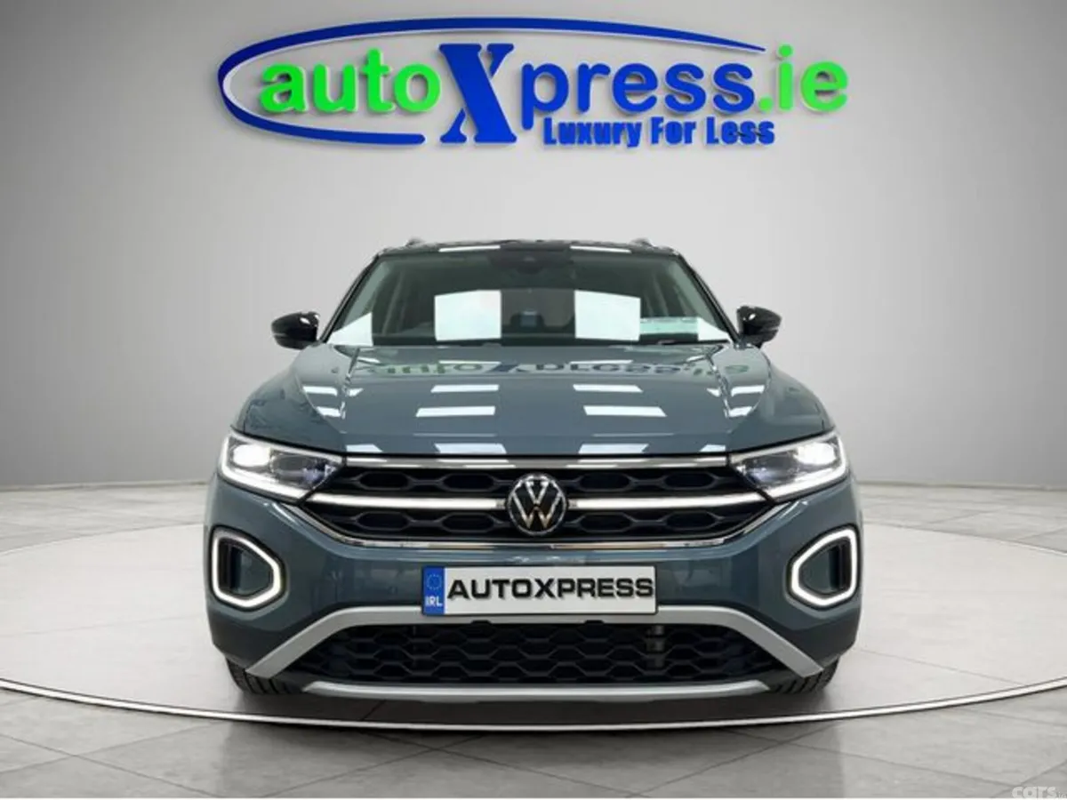 Volkswagen T-Roc SUV, Diesel, 2023, Green