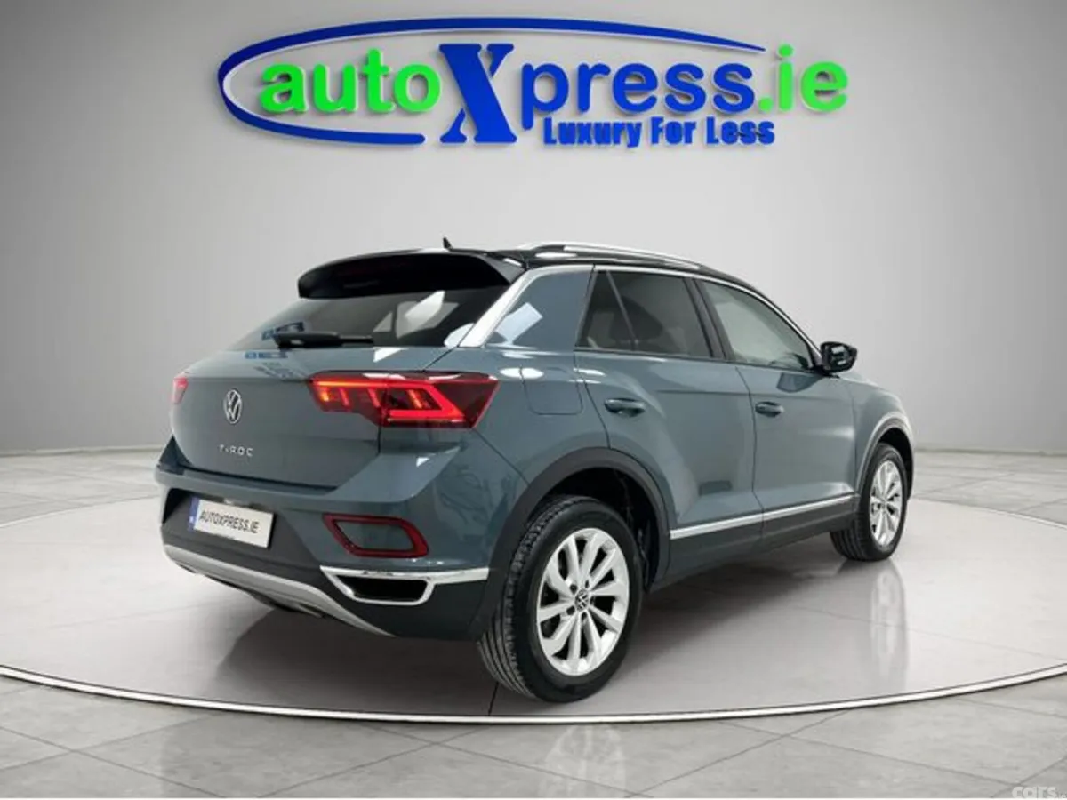 Volkswagen T-Roc SUV, Diesel, 2023, Green